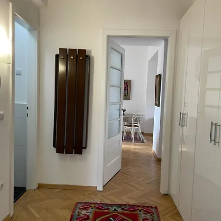 Luxury Mak Apartament