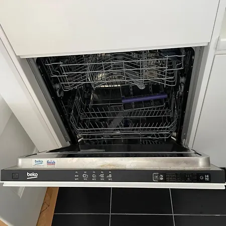 Luxury Mak アパート