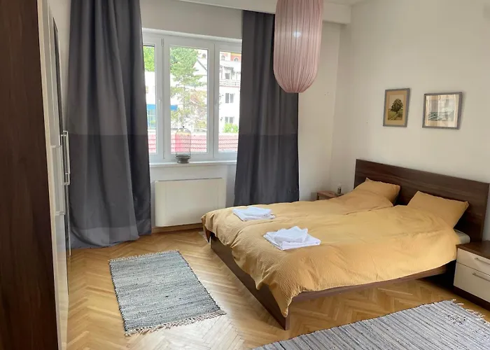 Luxury Mak * サラエヴォ