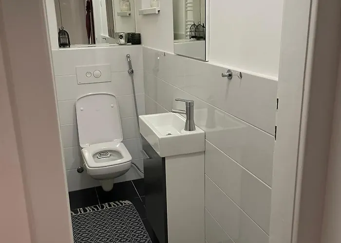 Luxury Mak 아파트